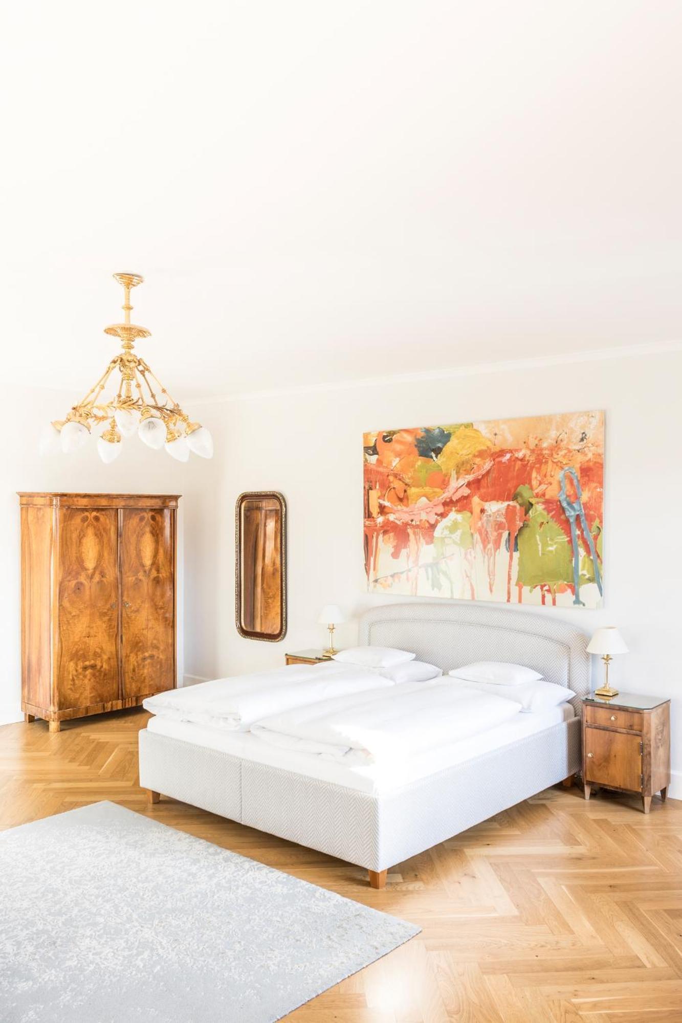 シュロスバーグホテル ダス クンストホテル グラーツ エクステリア 写真 A bedroom