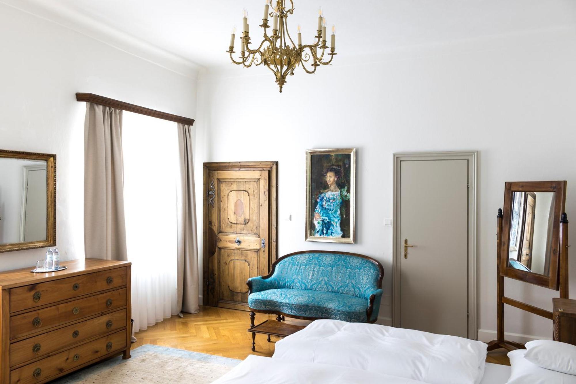 シュロスバーグホテル ダス クンストホテル グラーツ エクステリア 写真 The Blue Room